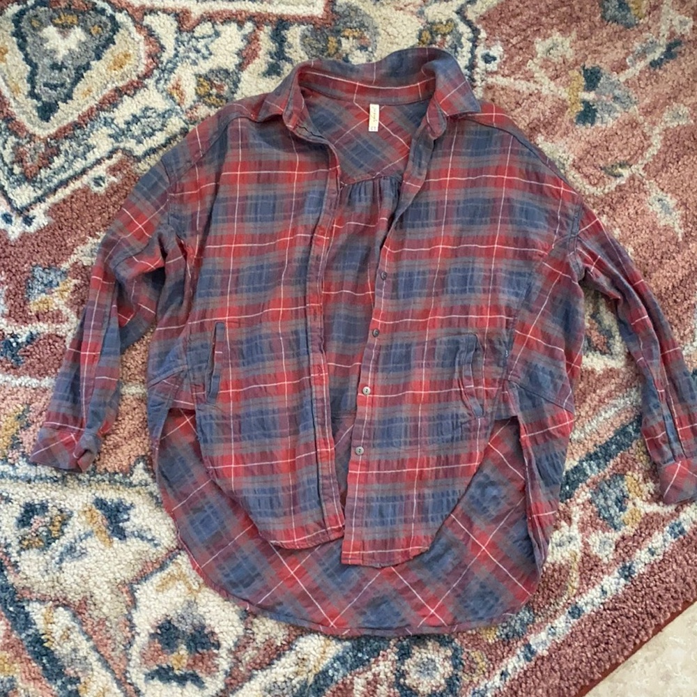 Oversized red grey plaid flannel with pockets